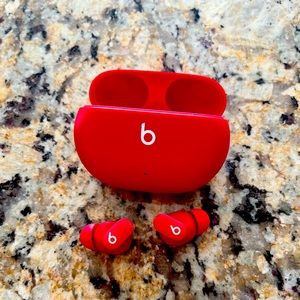 Beats Studio Buds - true wireless noise cancelling earbuds
